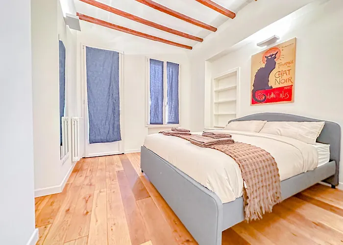 Montenapoleone Luxury Mediolan